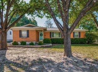 3263 Bilglade Rd, Fort Worth, TX 76133