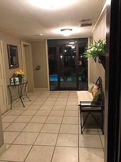 1st image of 2521 Metairie Lawn Dr #206