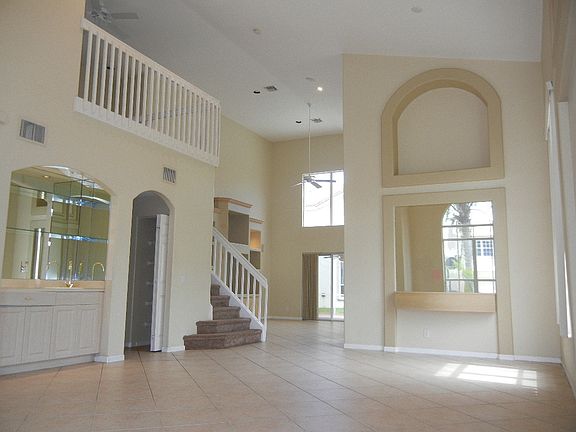 4th image of 7722 Colony Lake Dr