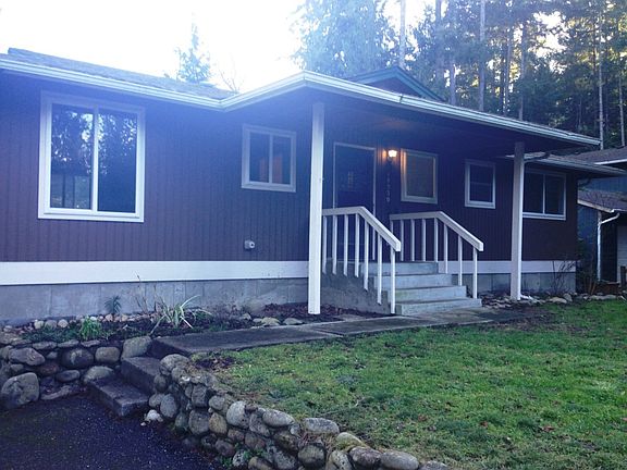 2nd image of 18530 Woodside Dr SE