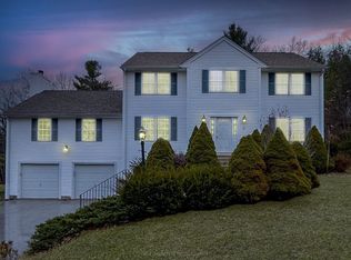 19 Milford Rd, South Grafton, MA 01560