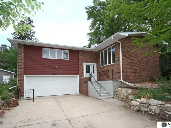 3710 W St, Lincoln, NE 68503