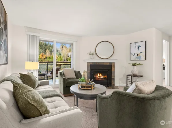 10822 E Riverside Drive #A204, Bothell, WA 98011