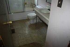 5th image of 18305 E 18th St N
