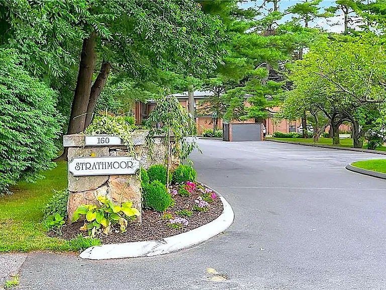 Complex Entrance