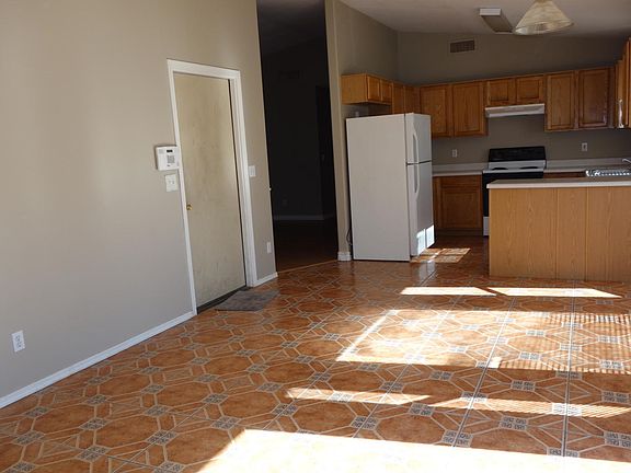 3rd image of 6411 W Cocopah St