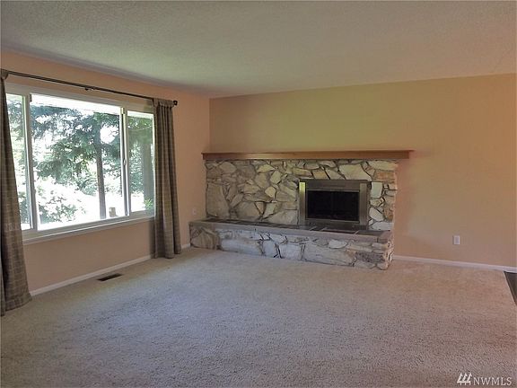 3rd image of 33025 52nd Ave S