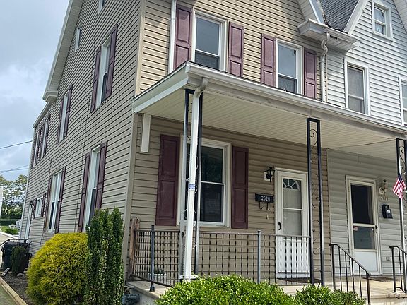 2nd image of 2626 Penbrook Ave