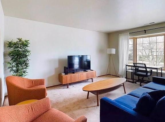 3rd image of 3420 Eden Dr
