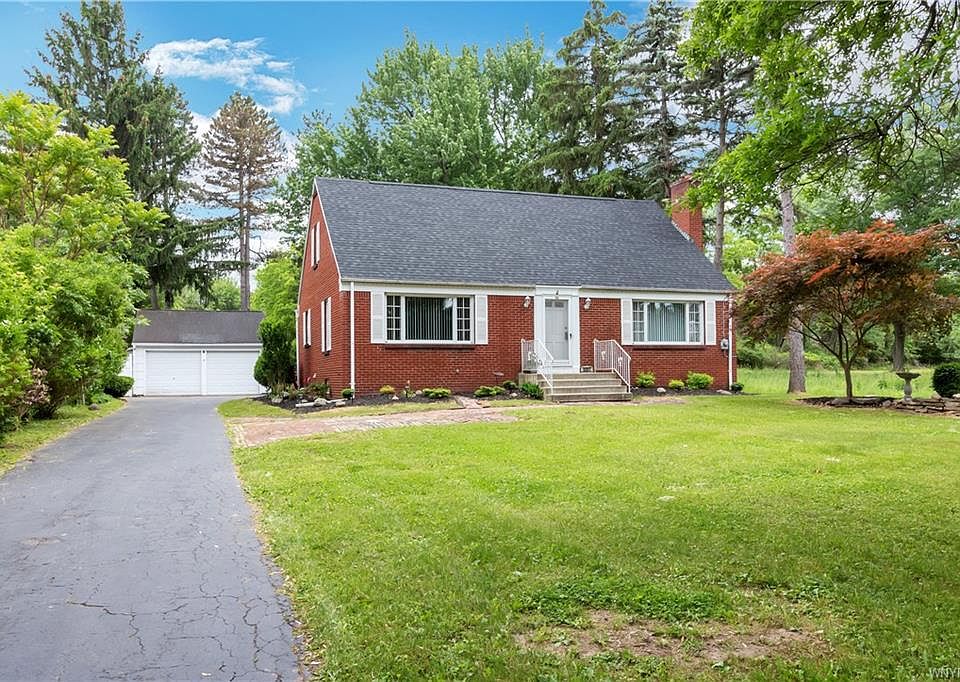 1st image of 8357 Sheridan Dr