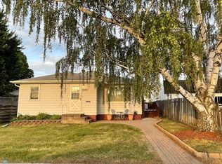 310 5th St N, Breckenridge, MN 56520