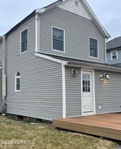 677 Main Street, Belford, NJ, 07718