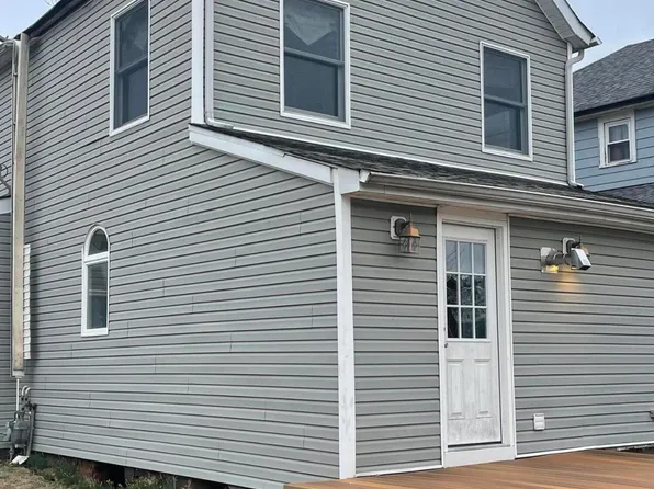 677 Main Street, Belford, NJ 07718