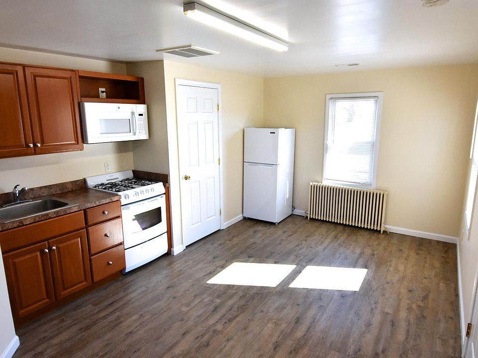1st image of 3311 Seminole Ave Unit D