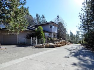 8943 Fox Dr, Cobb, CA 95426