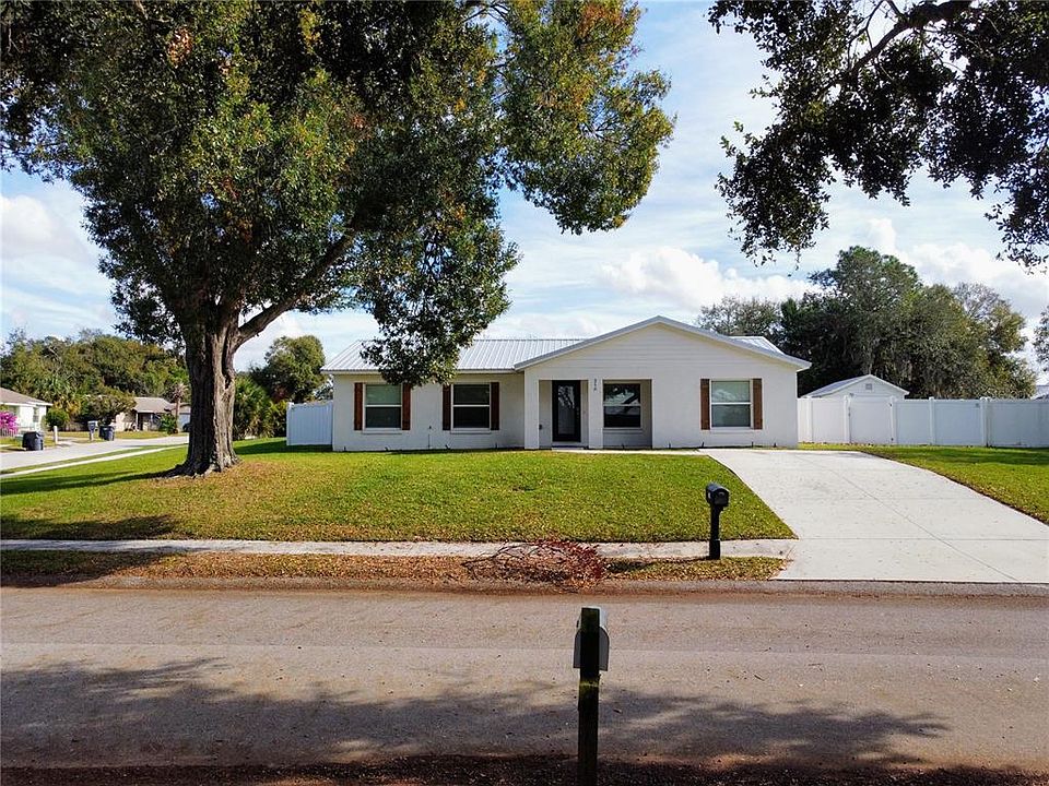 1st image of 210 LAKE THOMAS DRIVE
