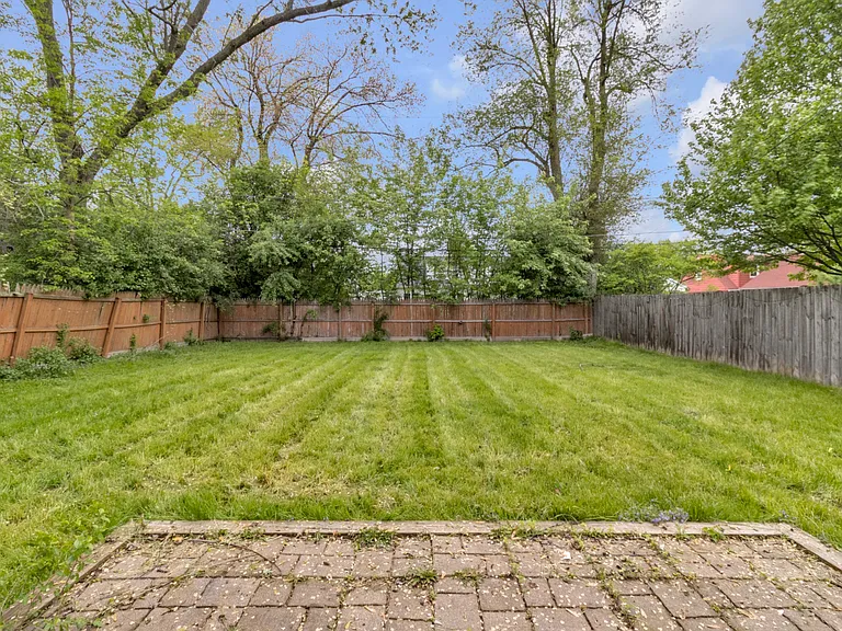 142 Stevenson Blvd — Photo 24