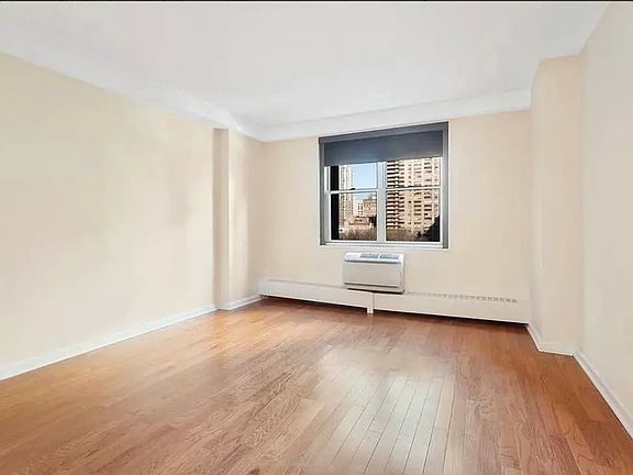 2nd image of 303 W 66th St #9WL