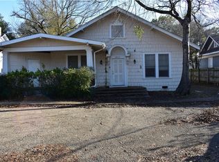 1423 W 2nd Ave, Corsicana, TX 75110