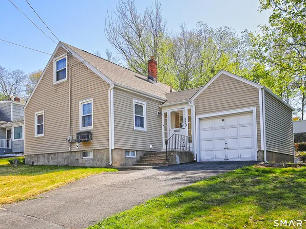 110 Greystone Road, Bridgeport, CT 06610