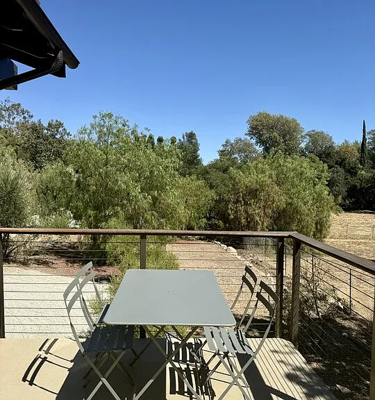 220 France Cir — Photo 18