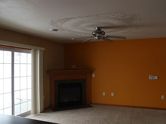 5th image of 595D Veterans Cir