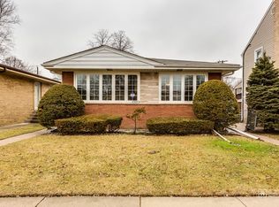 5826 Madison St, Morton Grove, IL 60053