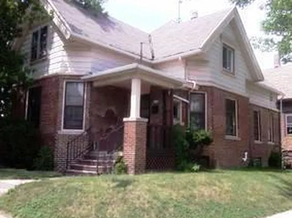 2200 W Burnham St, Milwaukee, WI 53204