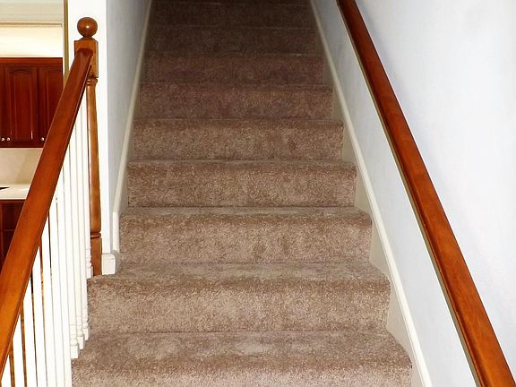 Staircase has new carpet