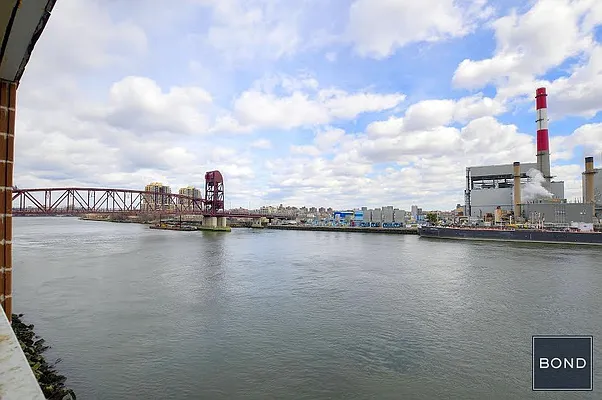 Rented by Bond New York | media 32