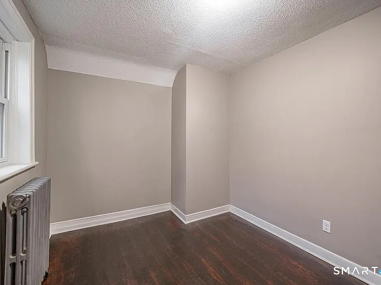 73 Silver St — Photo 19