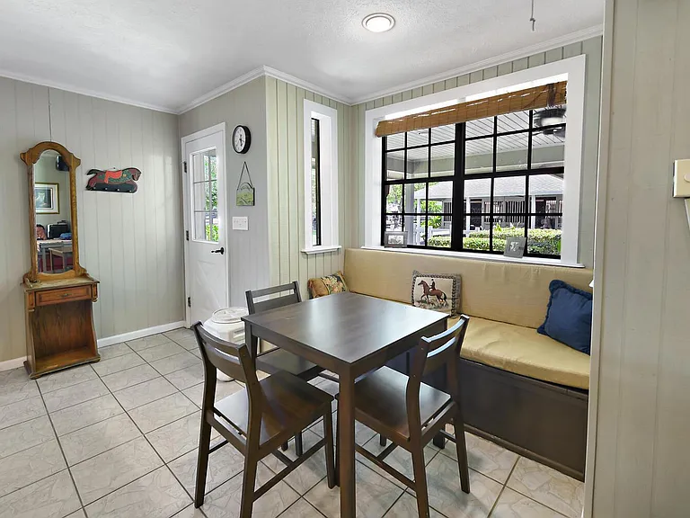 2040 Appaloosa Trl — Photo 24