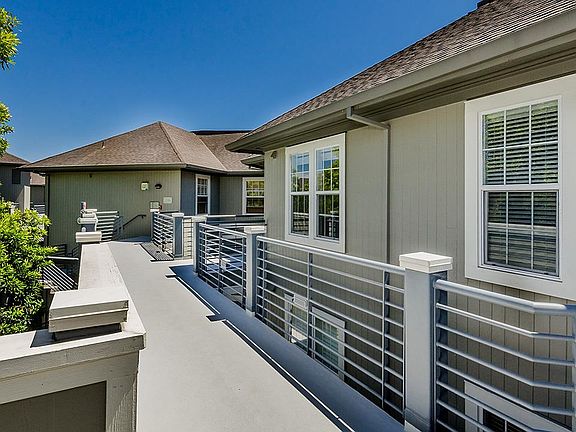 2nd image of 880 Meridian Bay Ln Unit 318