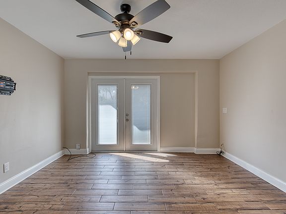 4th image of 395 Sauls St