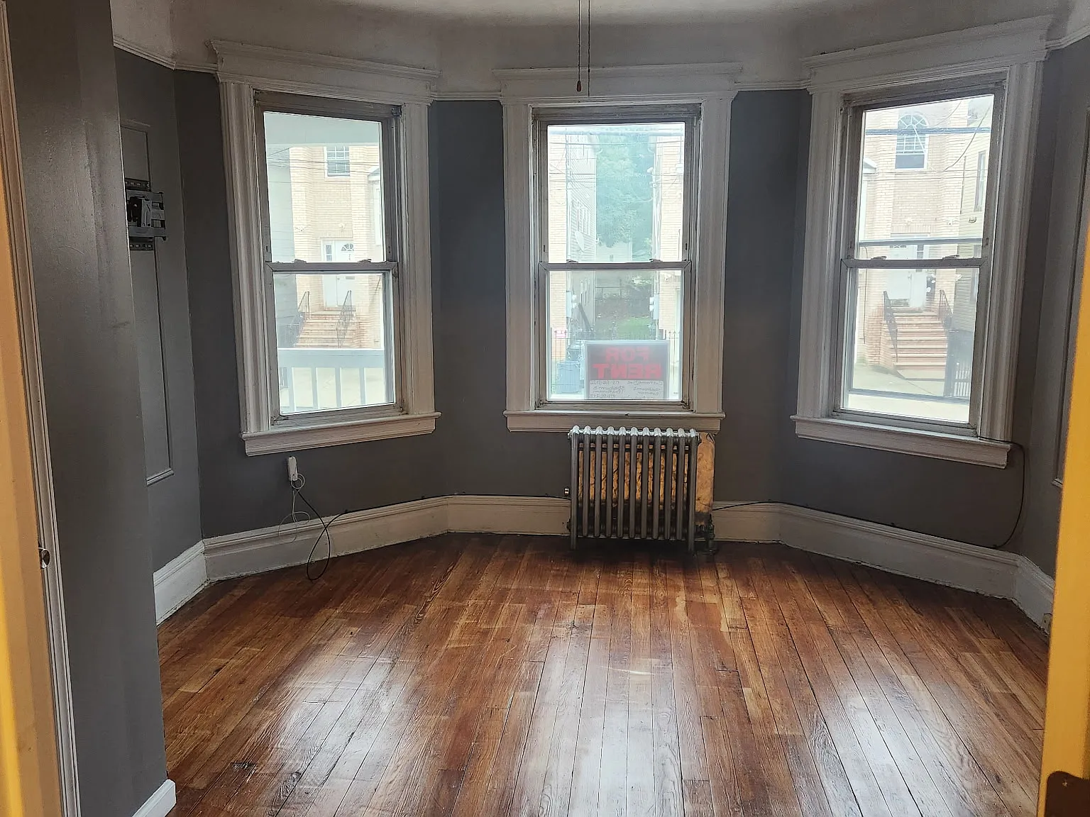 3 bed, $2,000 — Photo 4