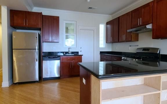 4th image of 268 Frederick St #272