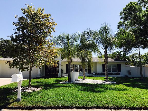 3rd image of 1909 Marlin Dr