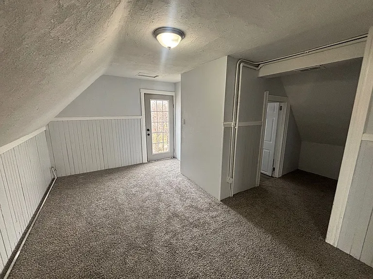 1345 Addison Rd — Photo 36