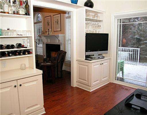 3rd image of 2212 Old Falls Dr