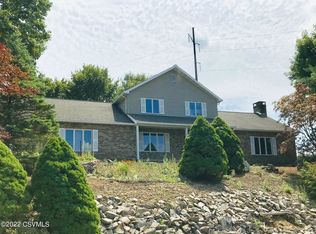 513 Hilltop Ln, Mifflinburg, PA 17844