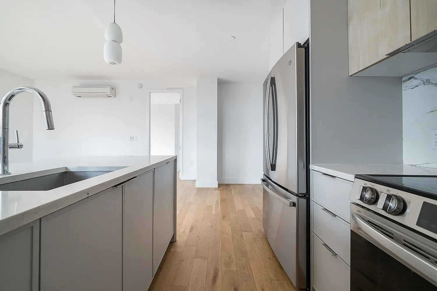 597 Grand Street — Photo 4
