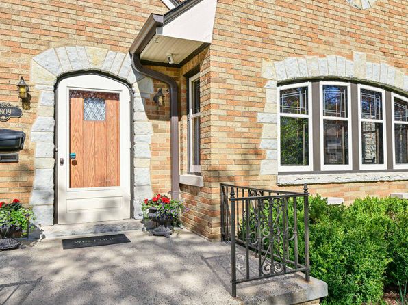 2809 North 70th STREET, Milwaukee, WI 53210