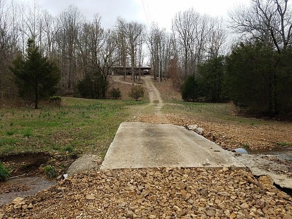 2nd image of 3016 Highway 289 N