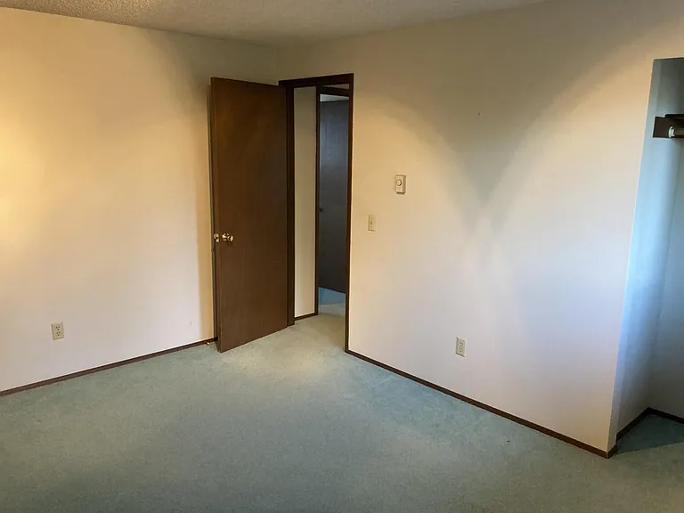 1018 Olympus Ave — Photo 13