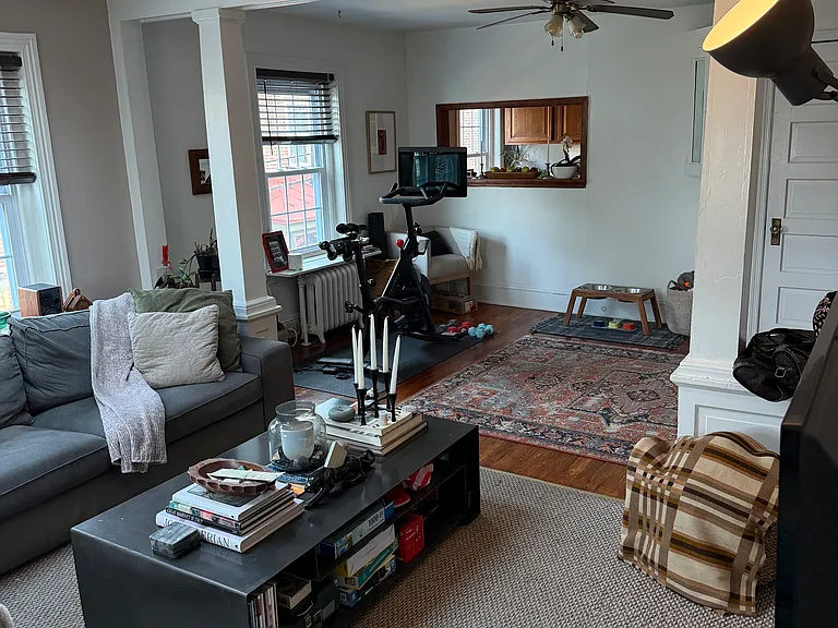 117 S Walnut St #2R — Photo 3