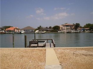 2501 Bayshore Dr, Belleair Beach, FL 33786