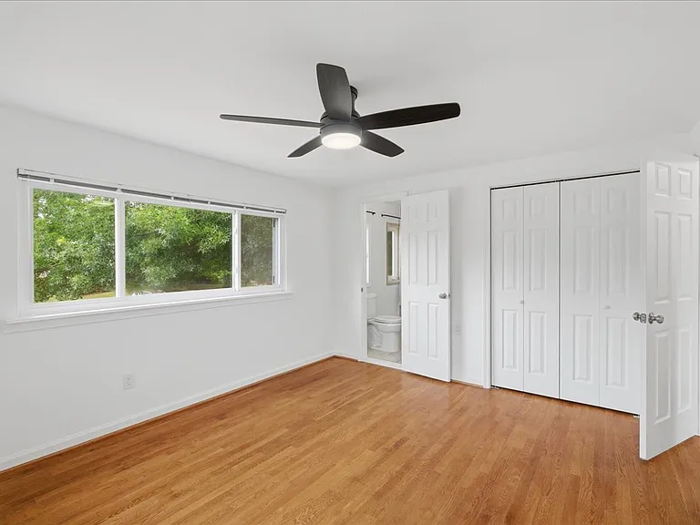 709 N Pryor St — Photo 19