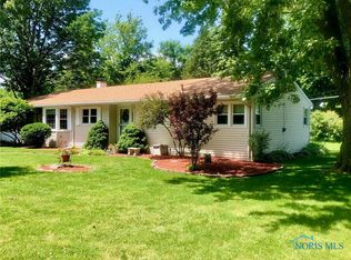 22915 W Walnut Ln, Genoa, OH 43430