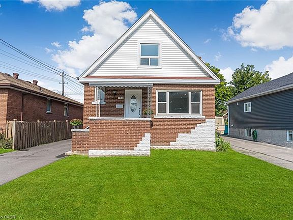 2nd image of 146 Craigroyston Rd