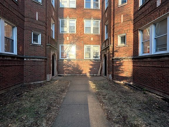 2nd image of 9120 S Dauphin Ave APT 3W